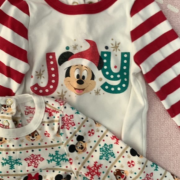 Disney long sleeve Mickey Christmas Bodysuits Bundle - Picture 4 of 4